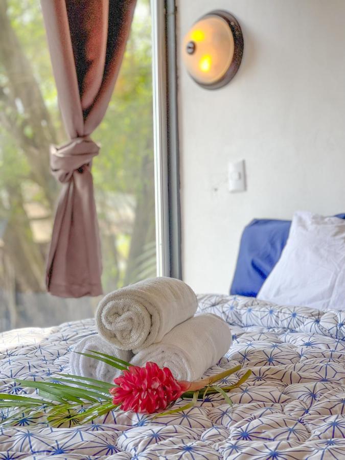 El Gato Rojas Surf Hostel Playa Santa Teresa  Dış mekan fotoğraf