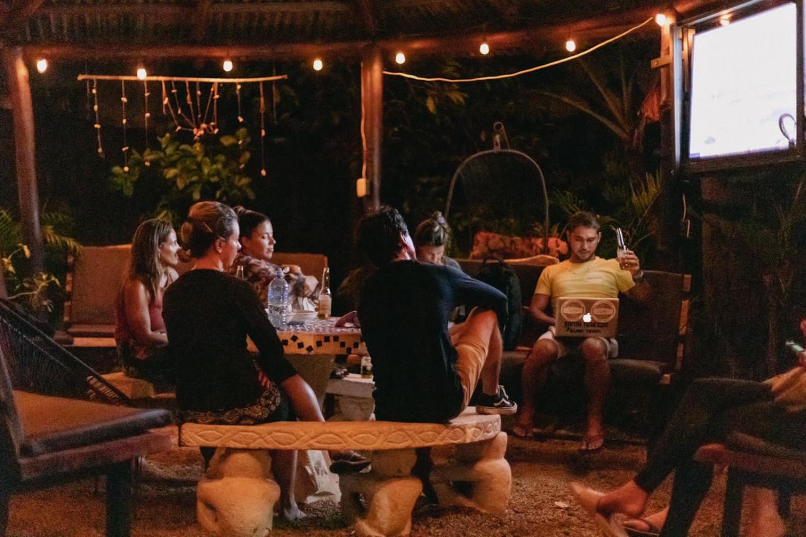 El Gato Rojas Surf Hostel Playa Santa Teresa  Dış mekan fotoğraf