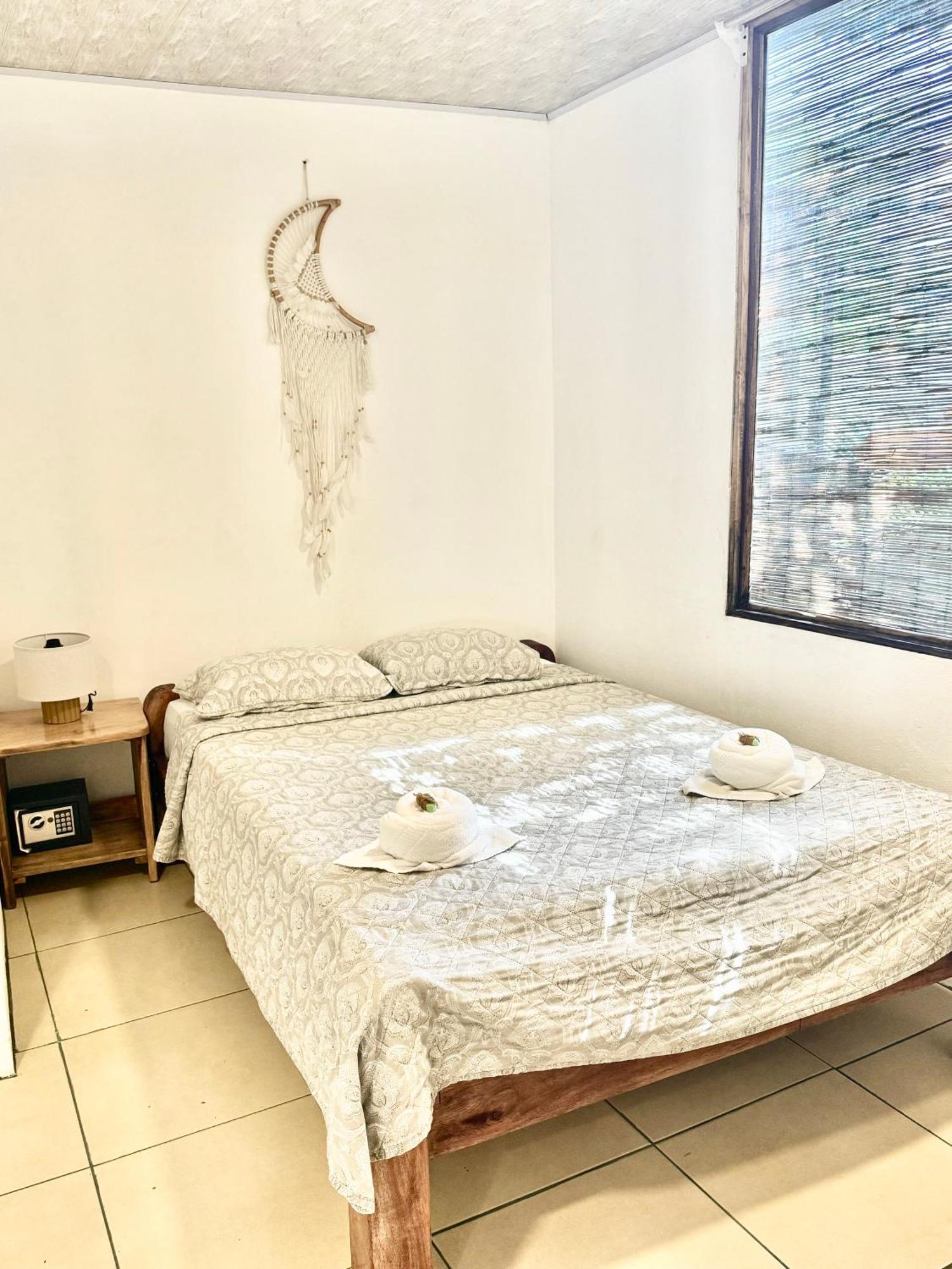 El Gato Rojas Surf Hostel Playa Santa Teresa  Dış mekan fotoğraf